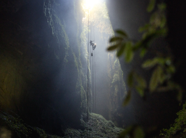 content-waitomo-caves-abseiling